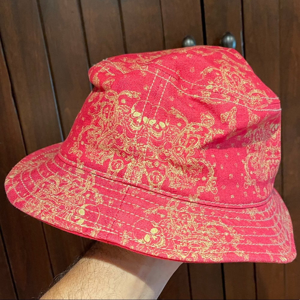 Hat - Picture 3 of 7